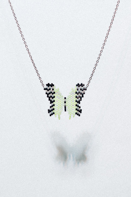 La vitesse/ Lemon glitch wings necklace #4