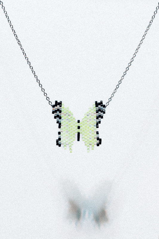 La vitesse/ Lemon glitch wings necklace #3