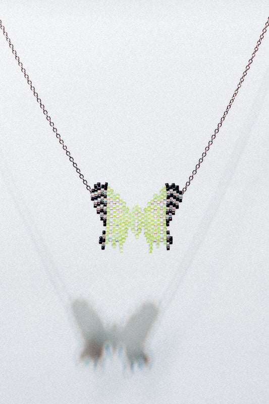 La vitesse/ Lemon glitch wings necklace #2